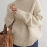 Women's Cashmere Turtleneck in Beige