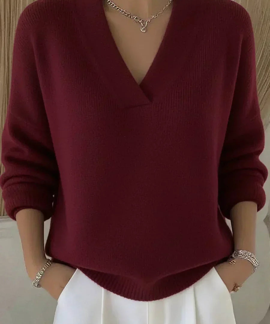 Vivelle Relaxed V-Neck Sweater in Red