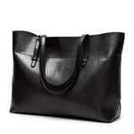 Women's Essential Elegant Handbag in Black