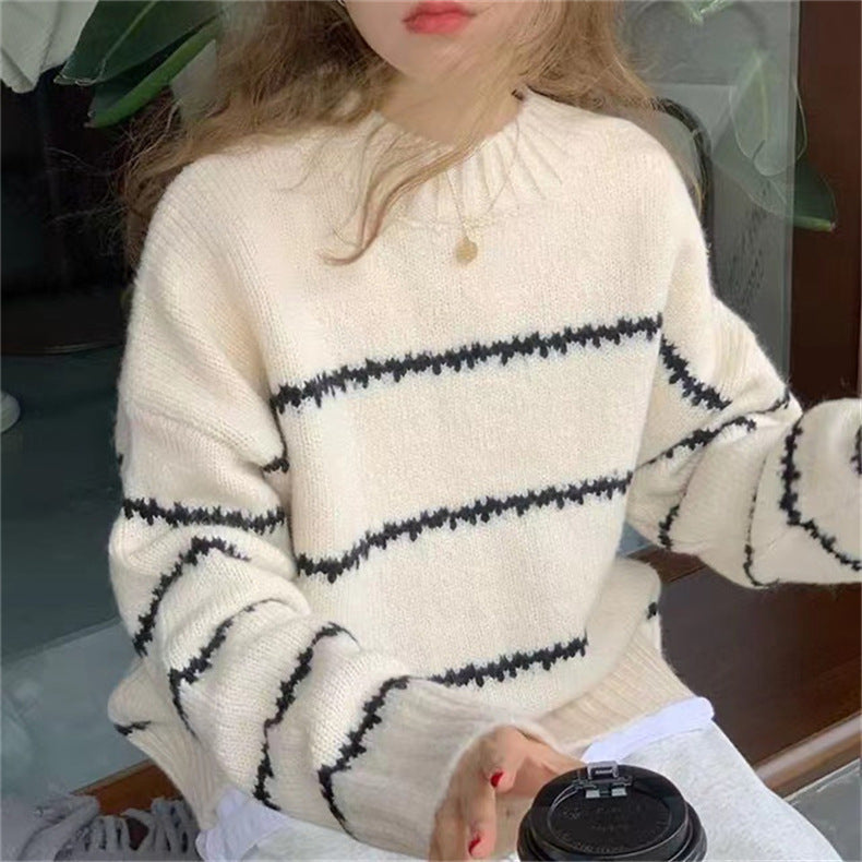 Women's Classic Cable-Knit Sweater, photo 10