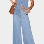 Fitted Sleeveless Jacket & Wide-Leg Jeans in Blue