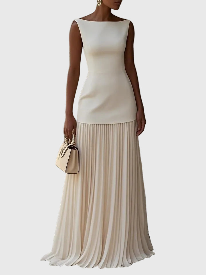 Brela Elegant Maxi Dress in Cream