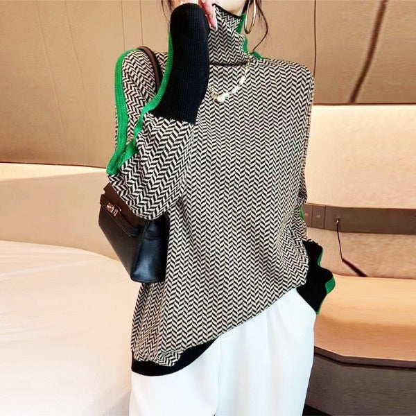 Women's Herringbone Turtleneck Sweater in Green