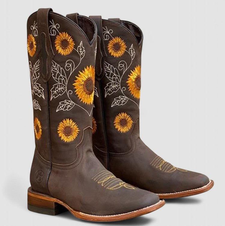Daisy Comfort Western Boots in Dark Brown