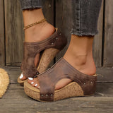 Women's Comfort Stud Wedge Sandals in Khaki