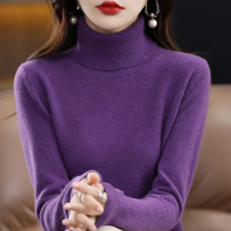 Women's Cashmere Mock-Neck Sweater in Purple