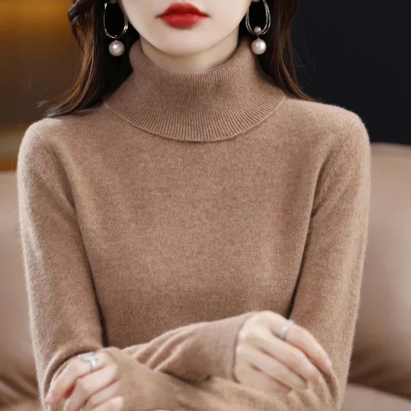 Women's Cashmere Mock-Neck Sweater in Golden Camel