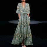 Elegant Maxi Dress with Floral Pattern in Green