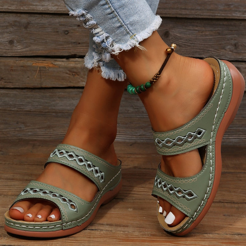 Thalia Comfort Sandals in Green