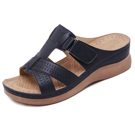 Women's Comfort Step Sandals in Black