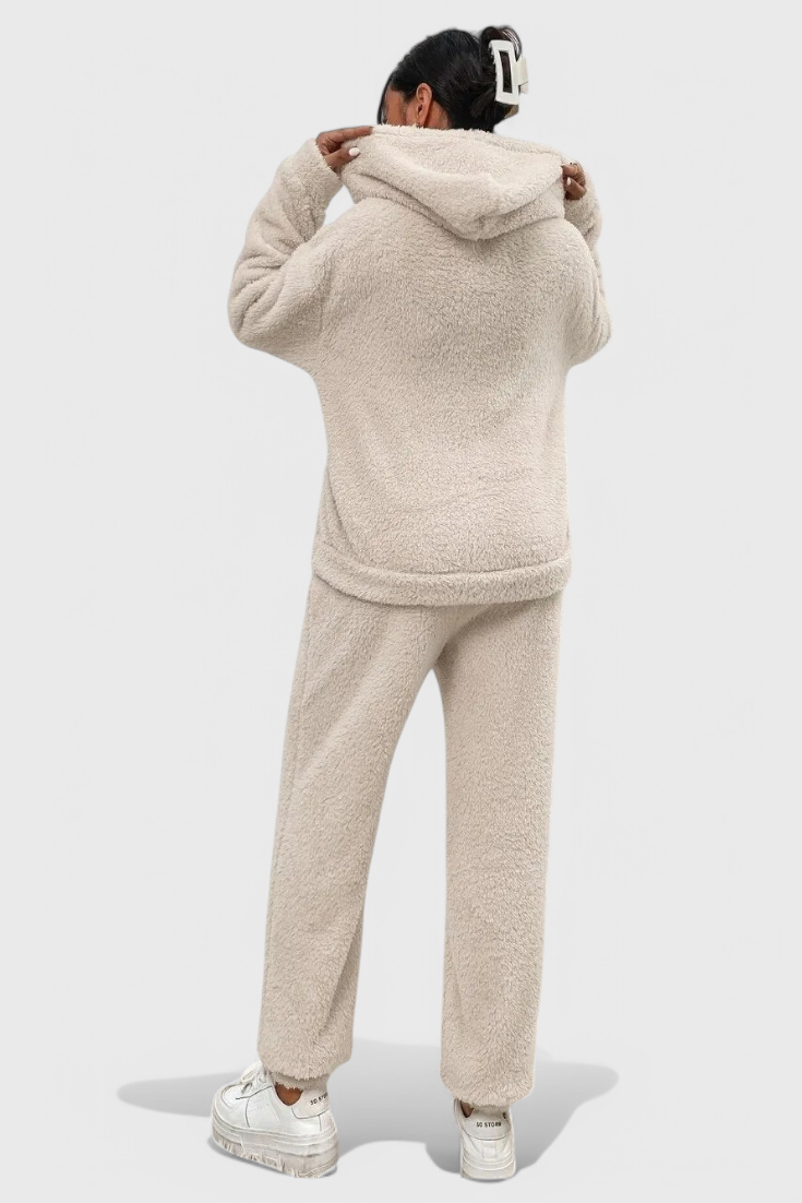 Women's Cozy Two-Piece Teddy Set, photo 4