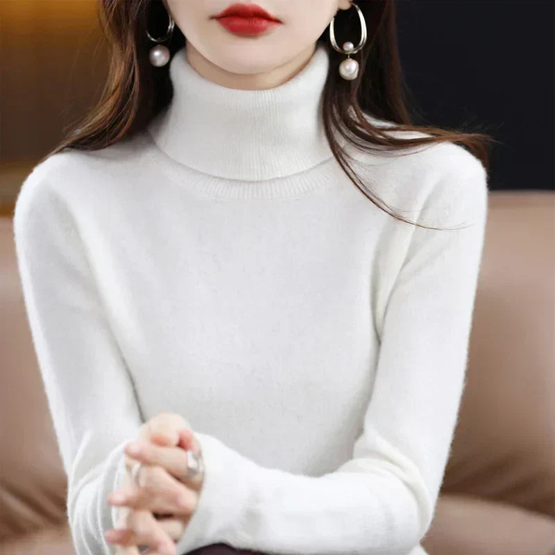 Women's Cashmere Mock-Neck Sweater in White