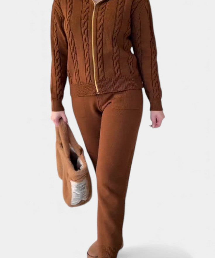 Women's Casual Style Set in Brown