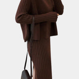 Modern Silhouette Two-Piece Knit Ensemble, photo 5