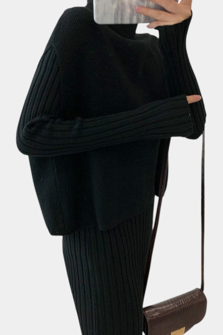 Modern Silhouette Two-Piece Knit Ensemble, photo 7
