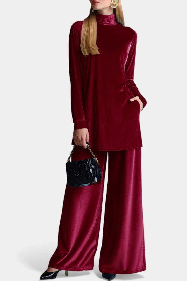 Velvet High-Top Sneakers and Split Pants with High Collar in Red