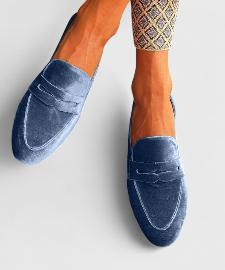 Olivrah Comfortable Loafers in Blue