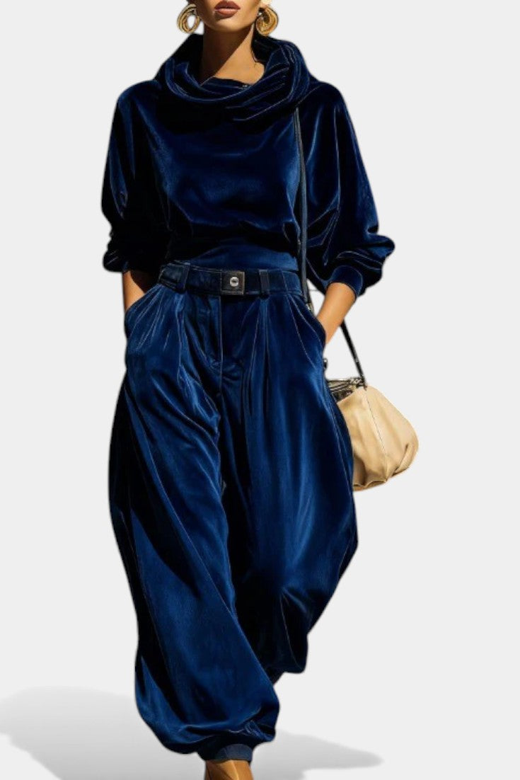 Vintage Brown Velvet Hooded Ensemble with Relaxed Pants in Blue
