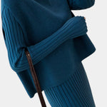 Modern Silhouette Two-Piece Knit Ensemble, photo 3
