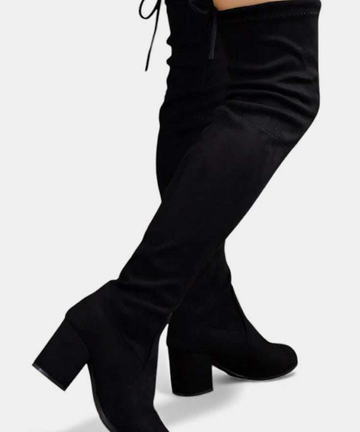 Women's Chunky-Heeled Thigh-High Boots in Black
