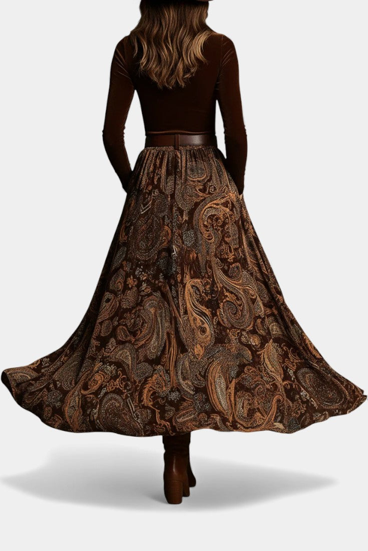 Vintage Stretch Velvet Ensemble with Paisley Maxi Skirt, photo 3