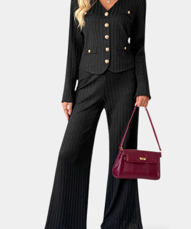 Minimalist Knit Top with Wide-Leg Pants Set in Black