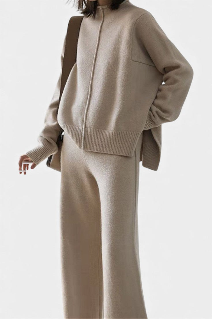 Women's Chic & Relaxed Casual Ensemble, photo 2