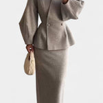 Chic Tailored Ensemble with V-Neck and Puff Sleeves in Gray
