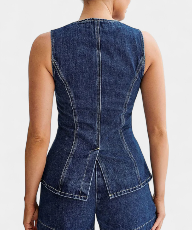 Sleeveless Jacket & High-Waisted Shorts, photo 2