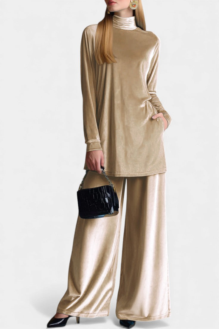 Velvet High-Top Sneakers and Split Pants with High Collar in Apricot