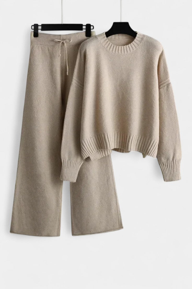 Women's Relaxed Fit Two-Piece Knit Lounge Set in Khaki