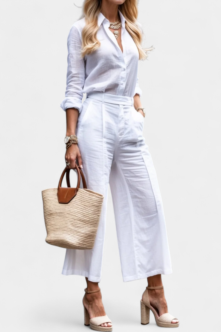 Flowing Top & Capri Pants Set in White