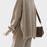 Women's Chic & Relaxed Casual Outfit, photo 5