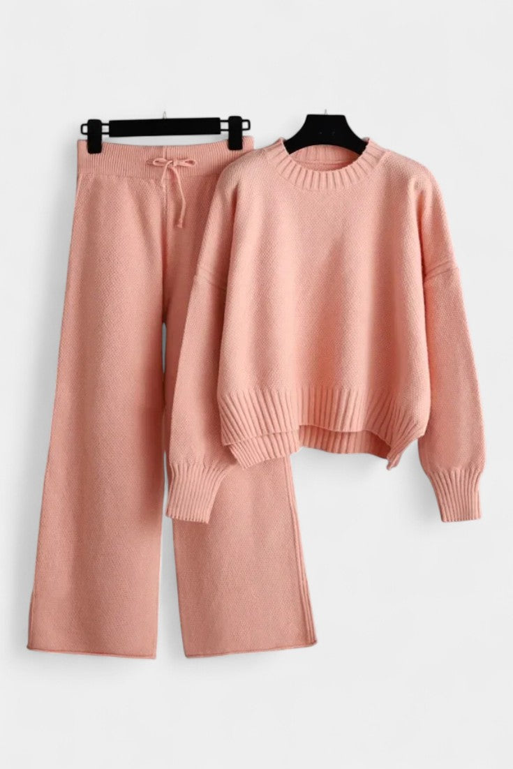 Women's Relaxed Fit Two-Piece Knit Lounge Set in Pink