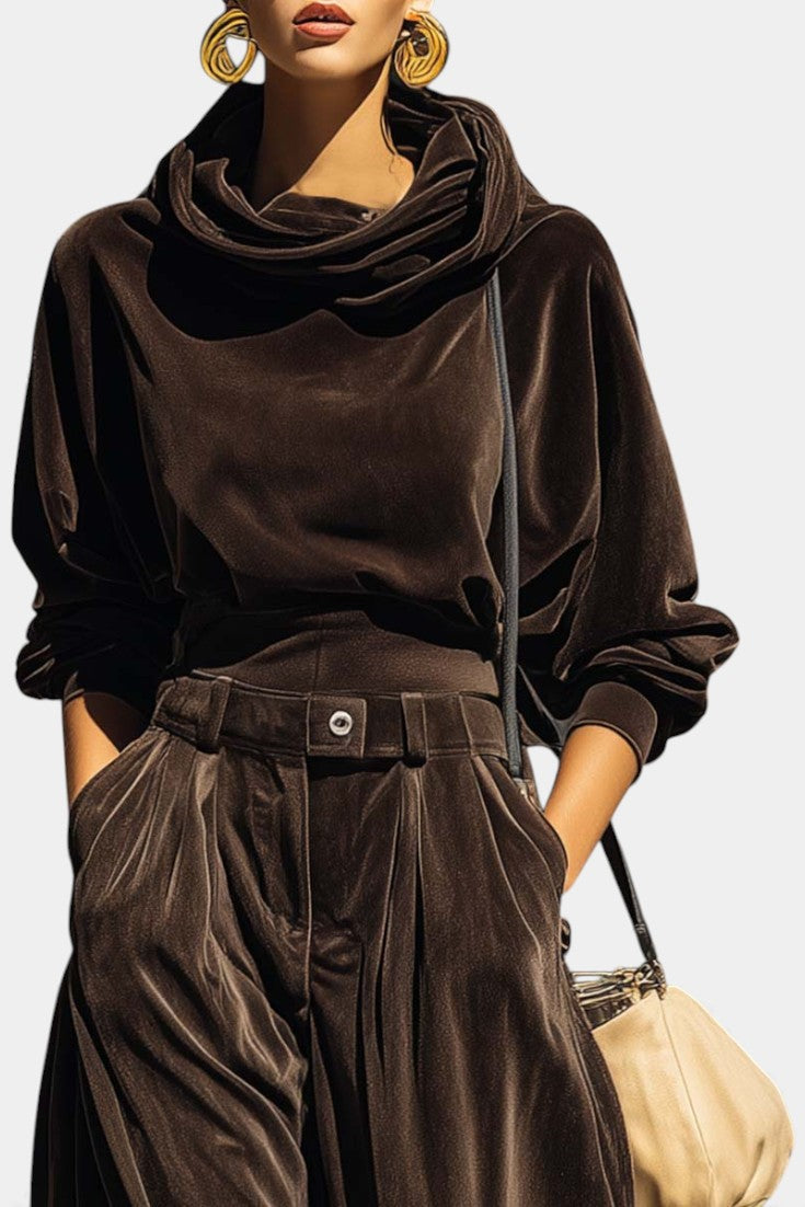Vintage Brown Velvet Hooded Ensemble with Relaxed Pants, photo 2