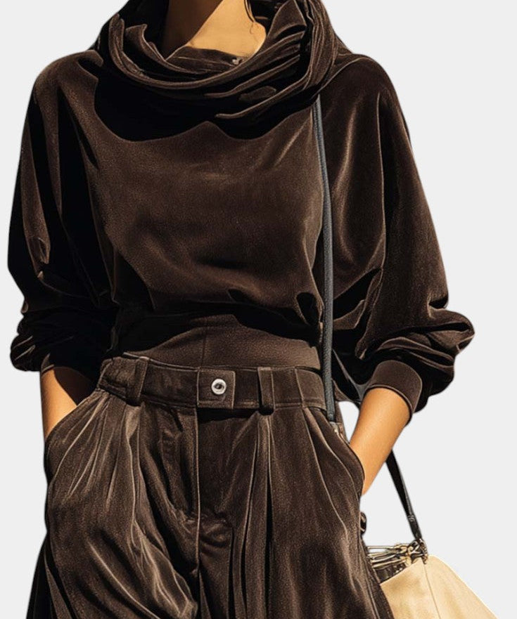Vintage Brown Velvet Hooded Ensemble with Relaxed Pants, photo 2