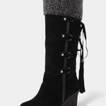 Wedge-Heel Winter Boots with Fur Lining in Black