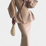 Chic Tailored Ensemble with V-Neck and Puff Sleeves in Apricot