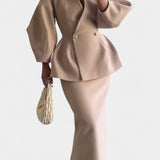 Chic Tailored Ensemble with V-Neck and Puff Sleeves in Apricot