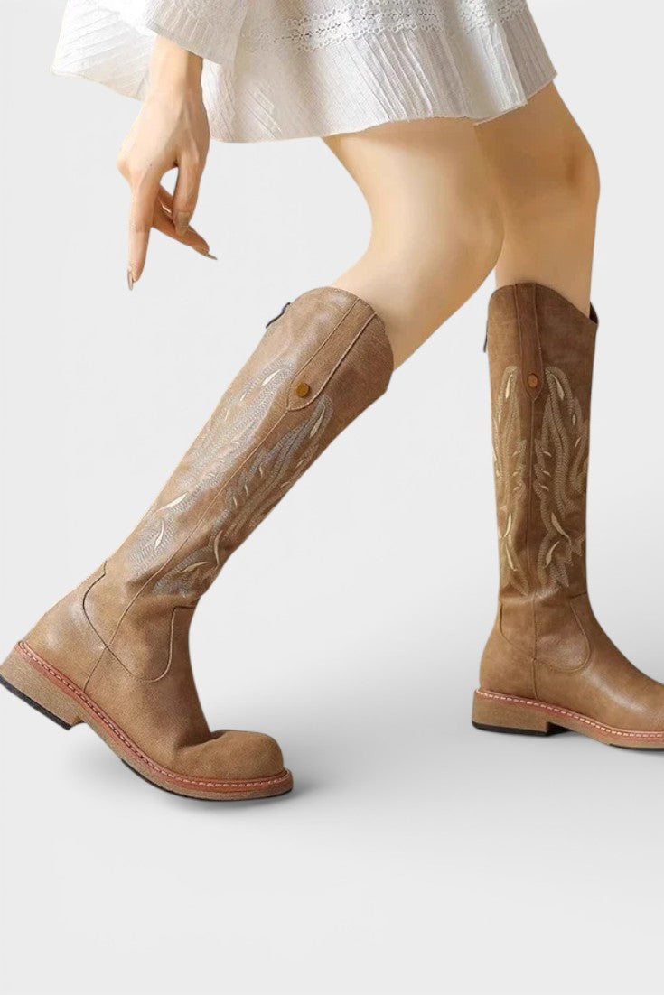 Long Embroidered Boots Featuring Back Zipper, photo 5