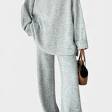 Relaxed Outfit with Round Neck Top and Flowing Pants in Grandma Gray