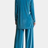 Velvet High-Top Sneakers and Split Pants with High Collar, photo 3