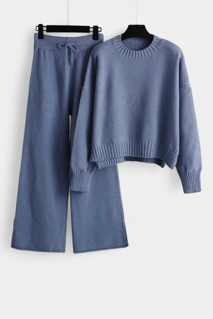Women's Relaxed Fit Two-Piece Knit Lounge Set in Blue