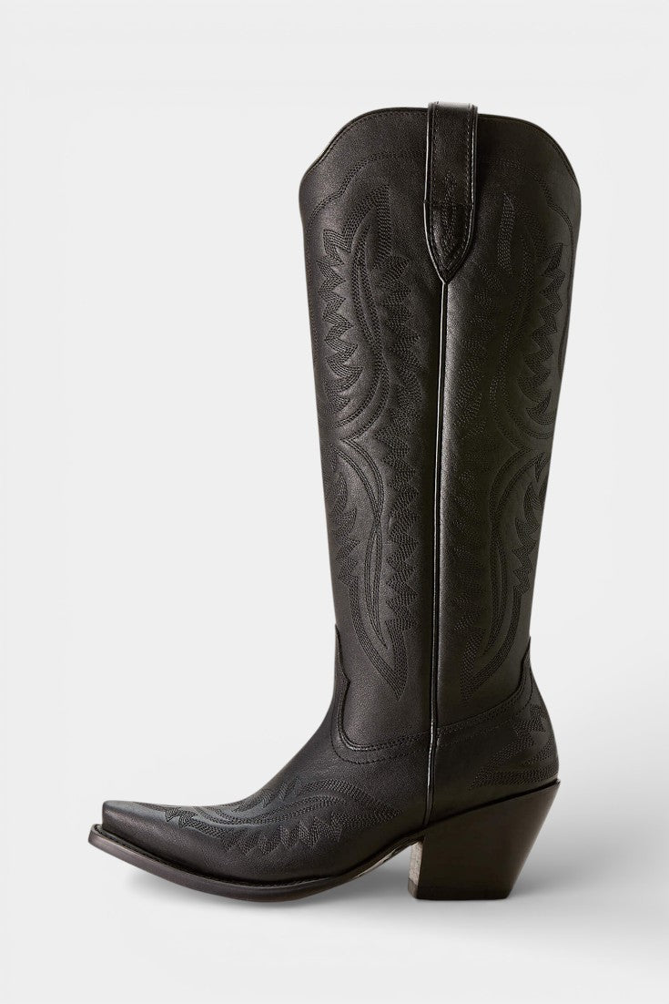 Retro Western Embroidered Pointed Toe Booties in Black