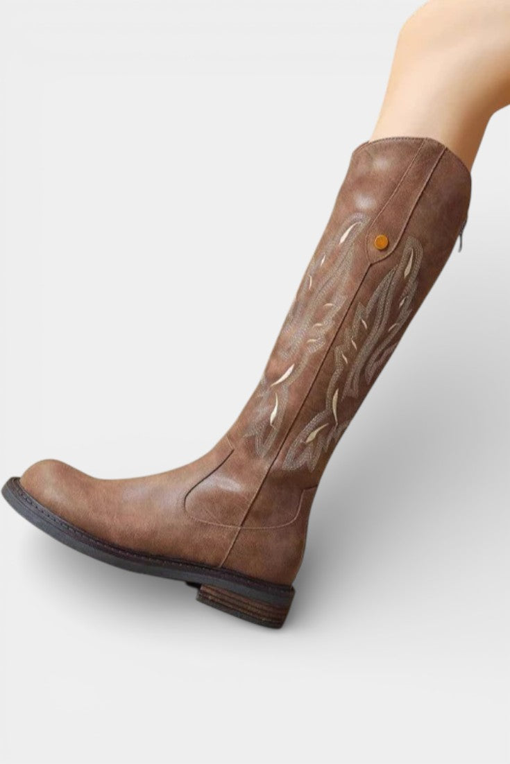 Long Embroidered Boots Featuring Back Zipper, photo 2