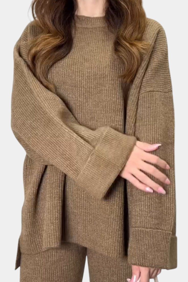 Relaxed Ensemble with Round Neckline and Flowing Pants, photo 7