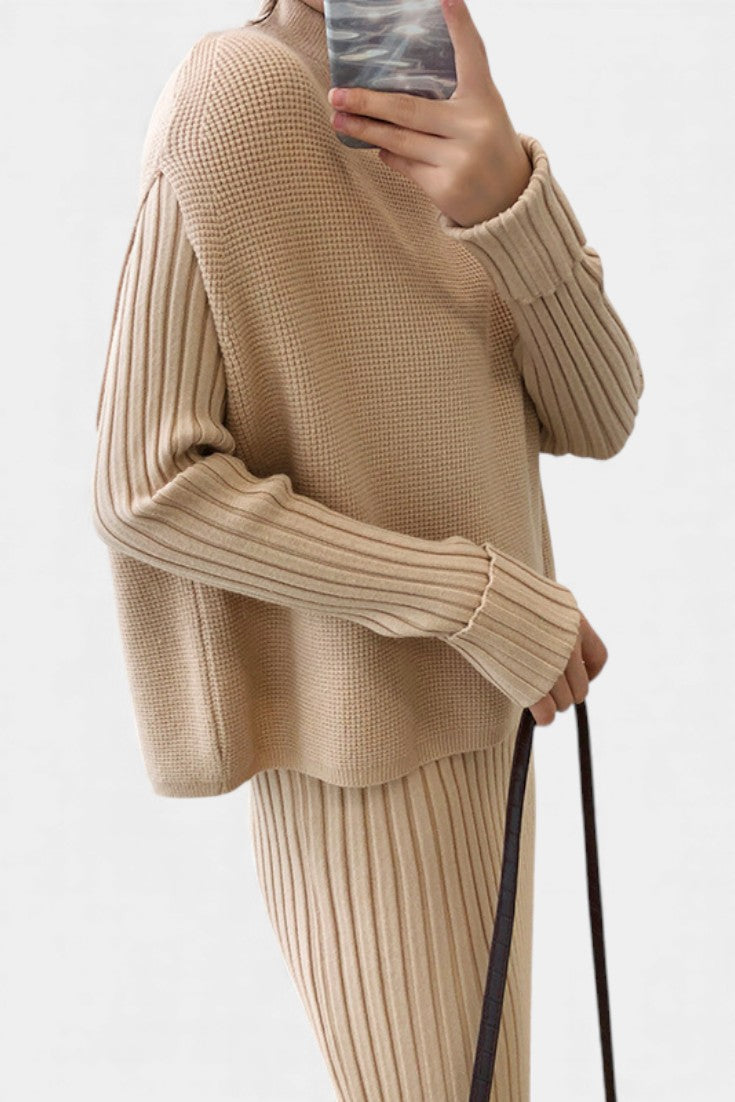 Modern Silhouette Two-Piece Knit Ensemble, photo 12