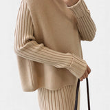 Modern Silhouette Two-Piece Knit Ensemble, photo 12