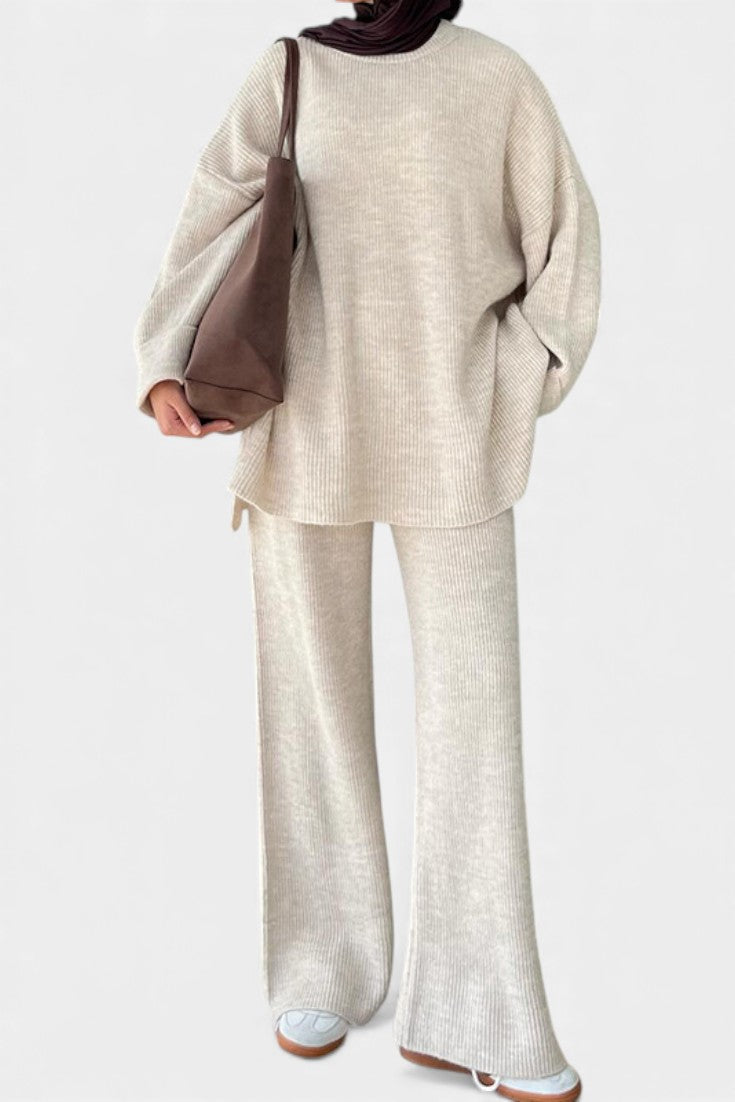 Relaxed Outfit with Round Neck Top and Flowing Pants in Apricot