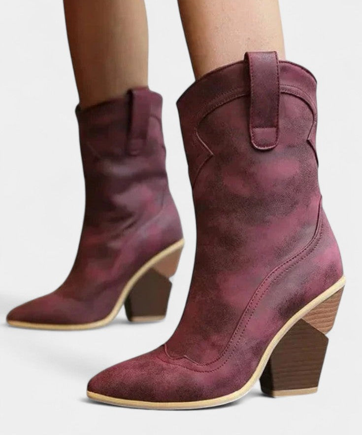 Women's Western Pointed-Toe Ankle Boots in Cabernet